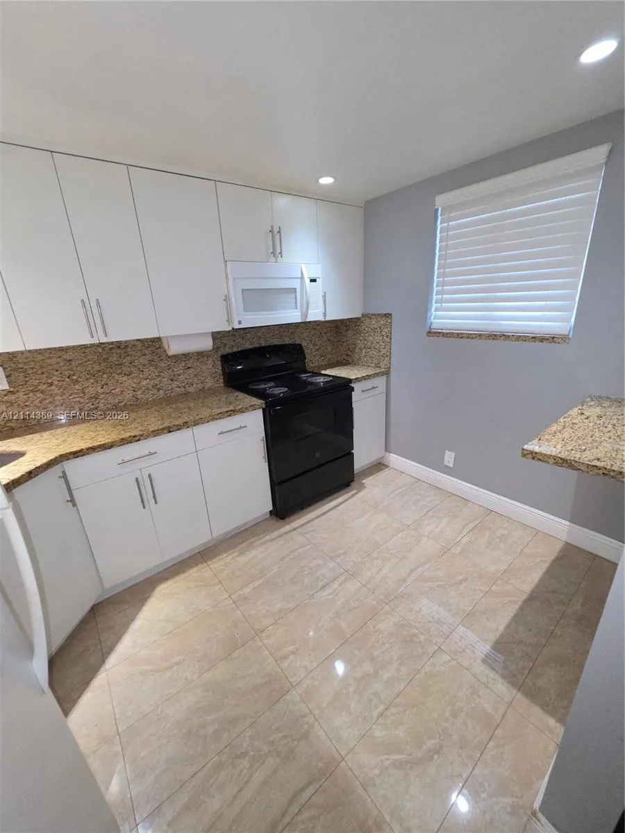 1801 NW 75th Avenue #301