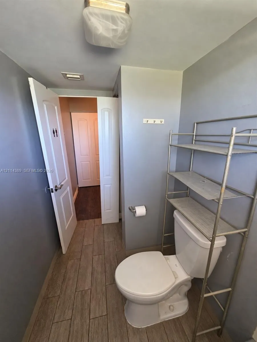 1801 NW 75th Avenue #301
