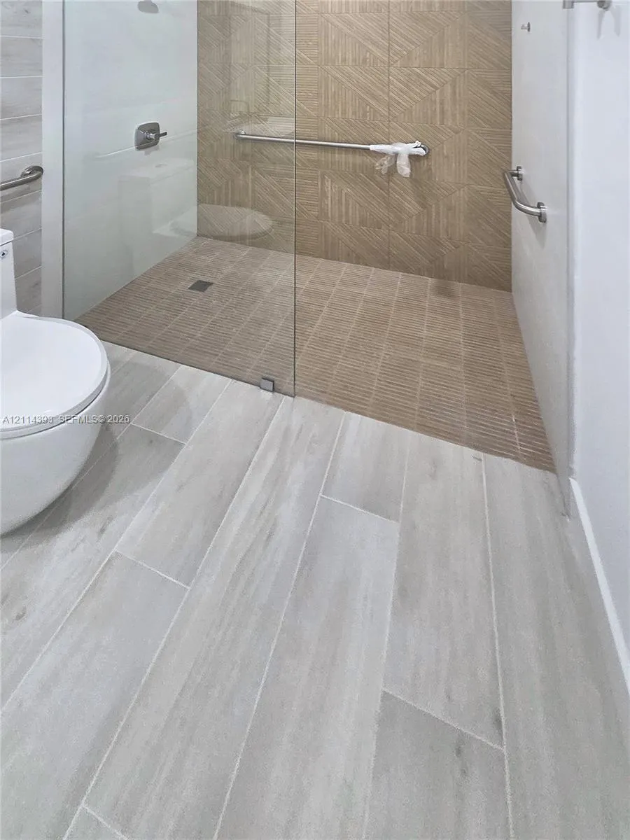 401 Pembroke Road #202