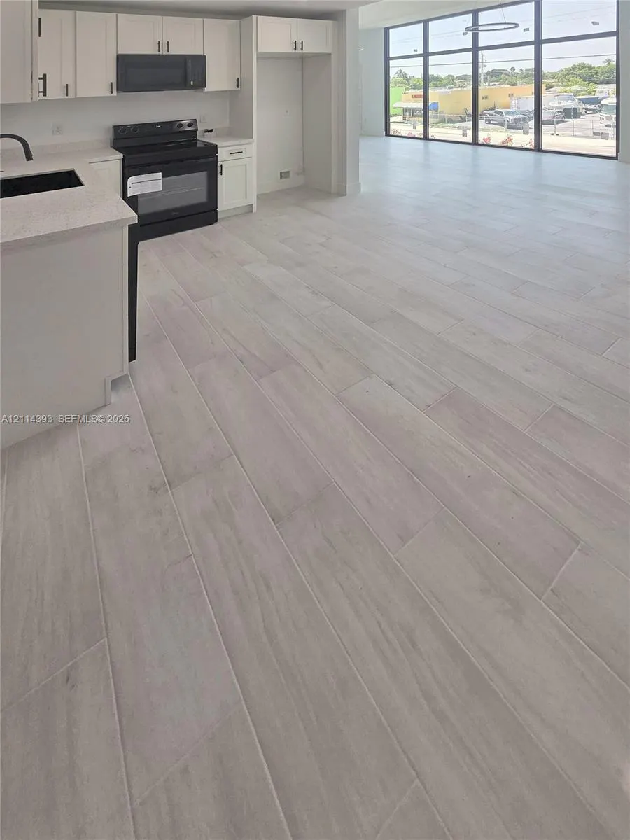 401 Pembroke Road #202