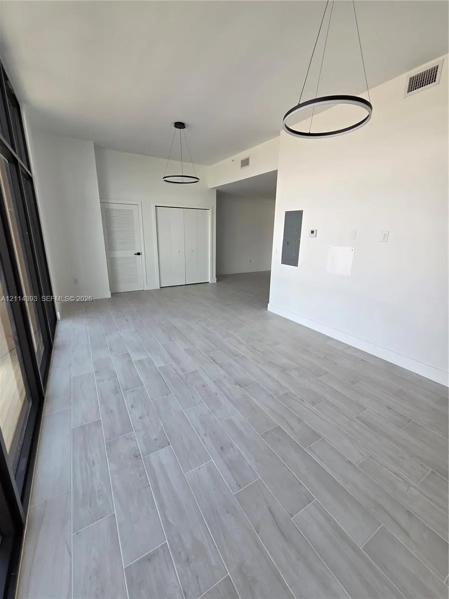 401 Pembroke Road #202