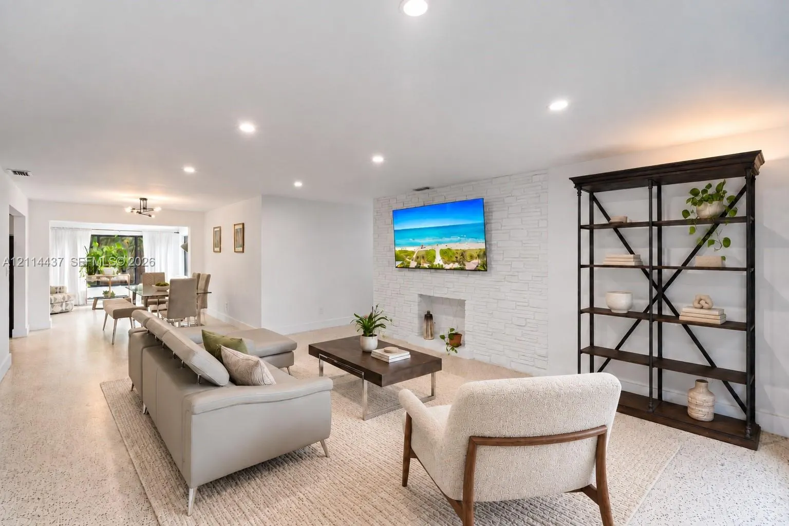 260 NW 36th Street