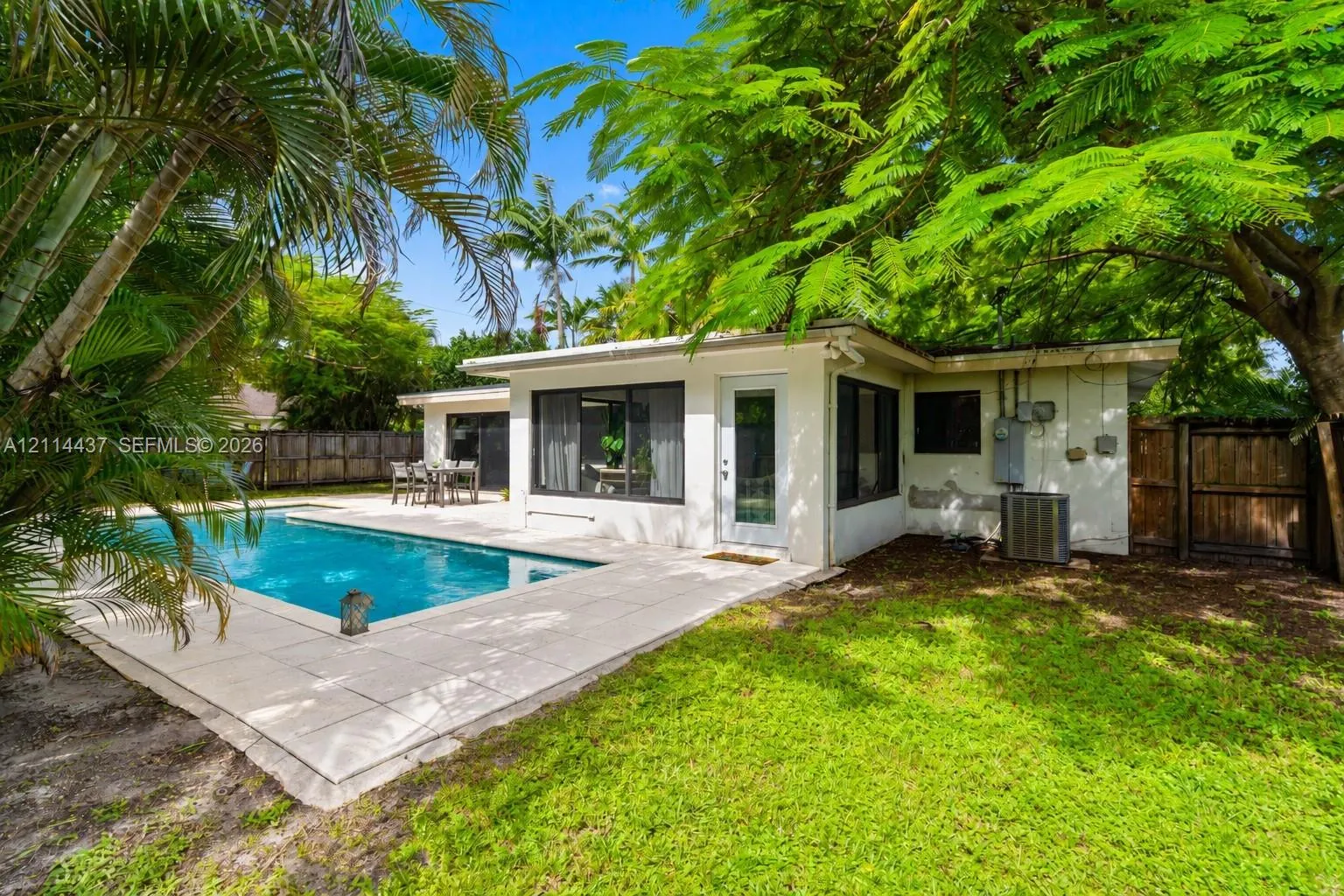 260 NW 36th Street