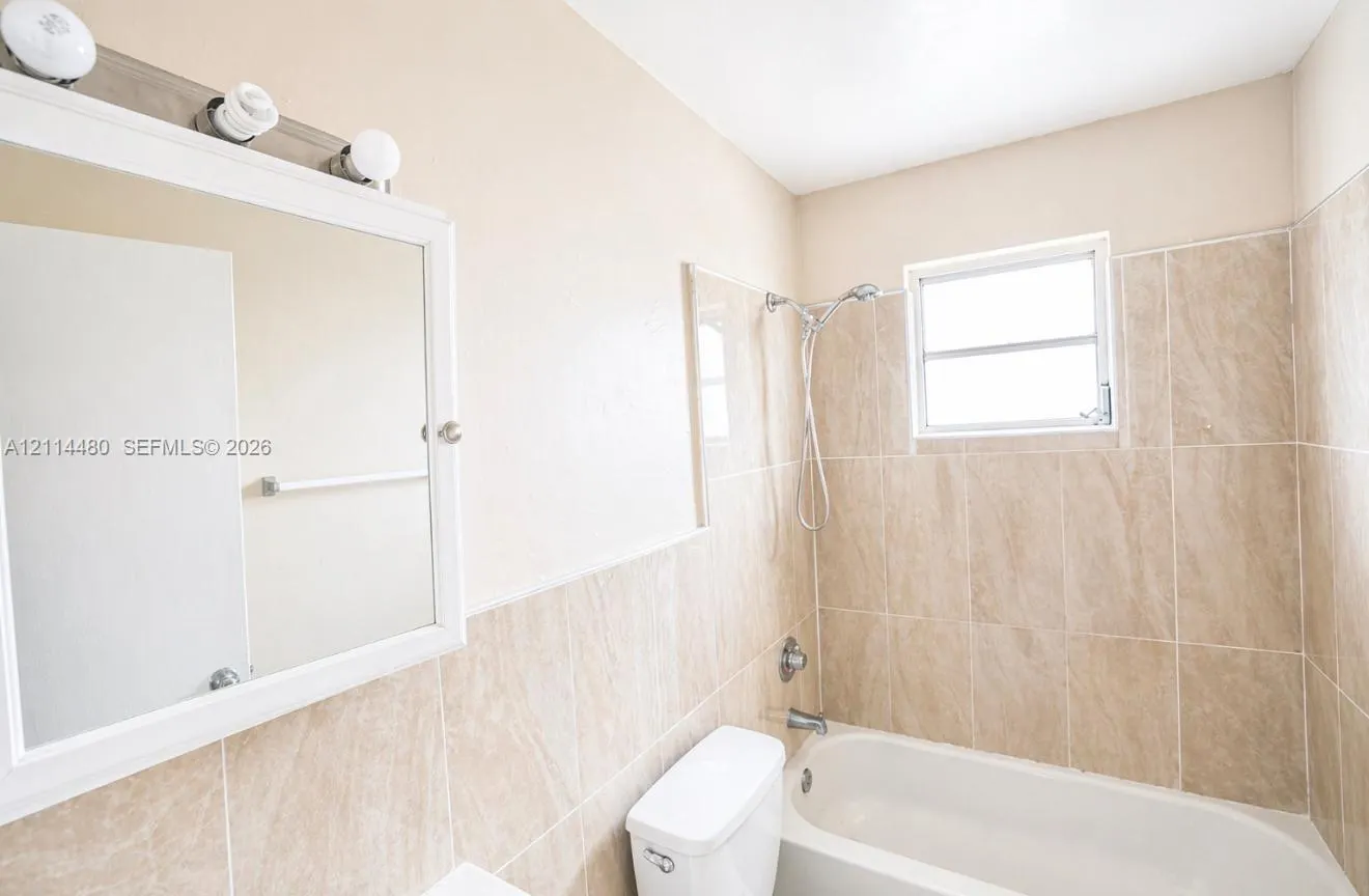 2315 W Okeechobee Road #106