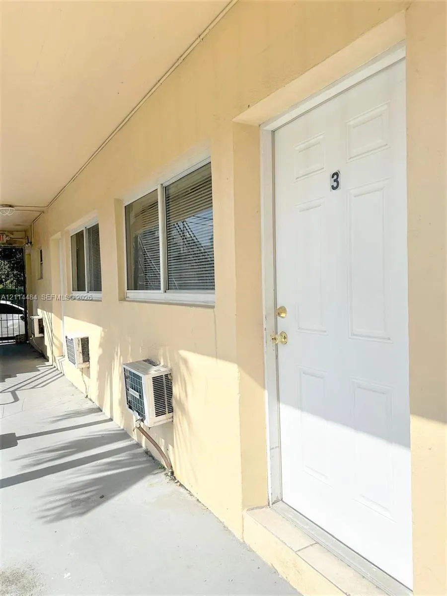 223 NW 12th Street #3
