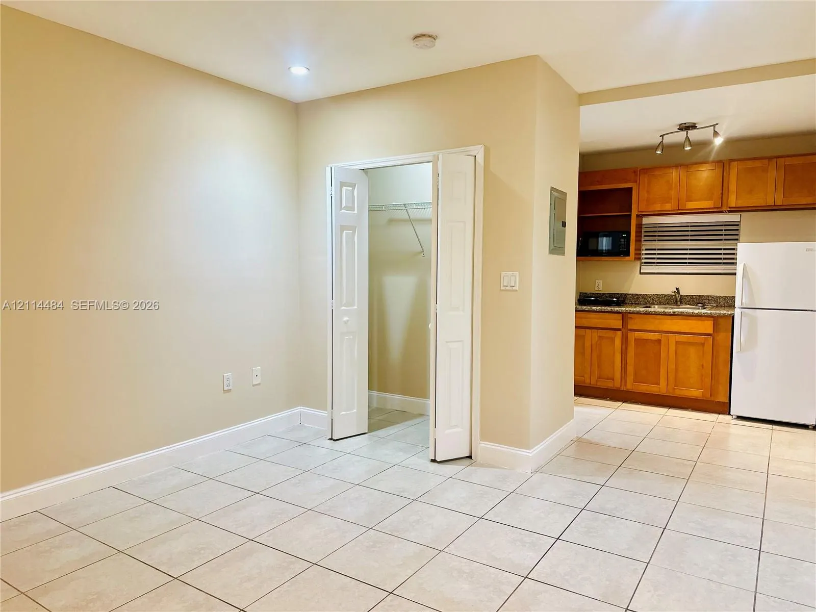 223 NW 12th Street #3
