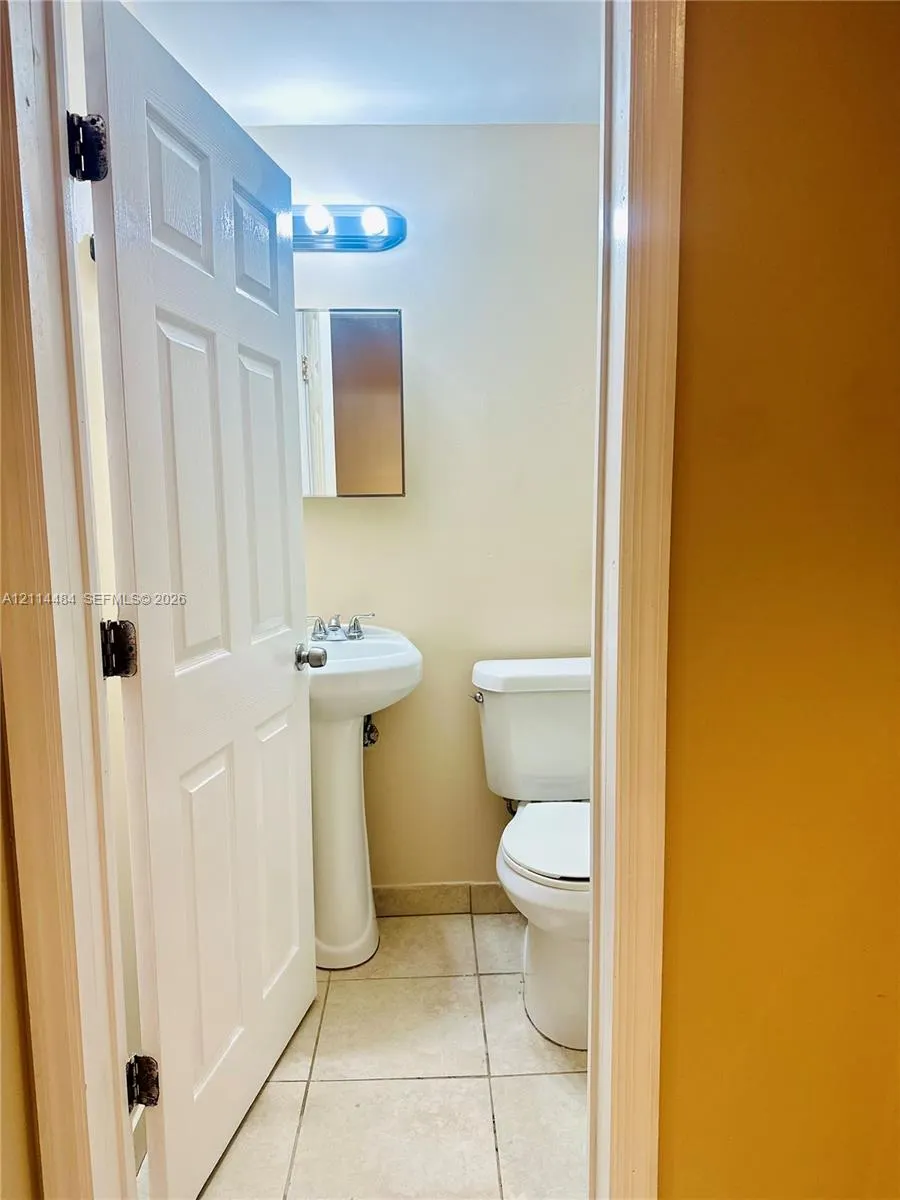 223 NW 12th Street #3