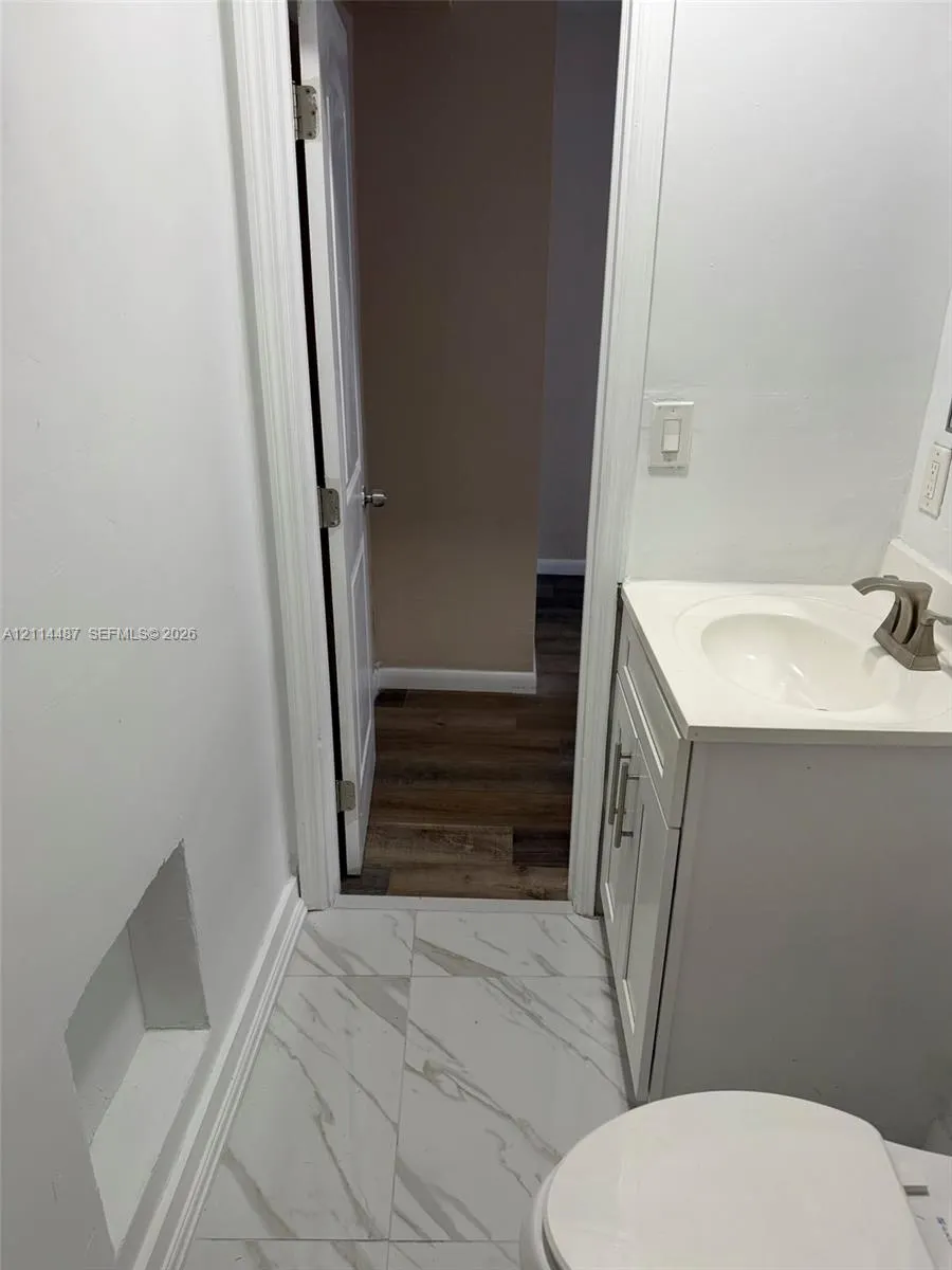 4431 NW 27th Street #-
