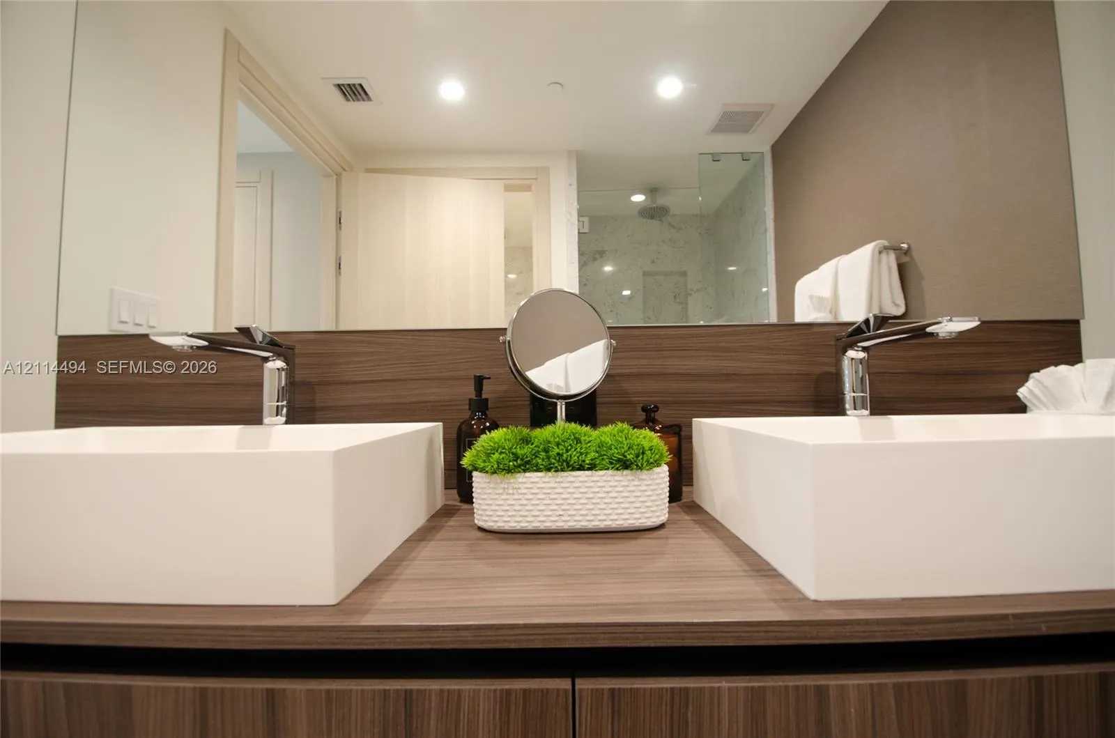 1000 Brickell Plaza #4507