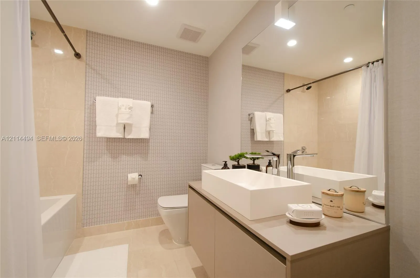 1000 Brickell Plaza #4507