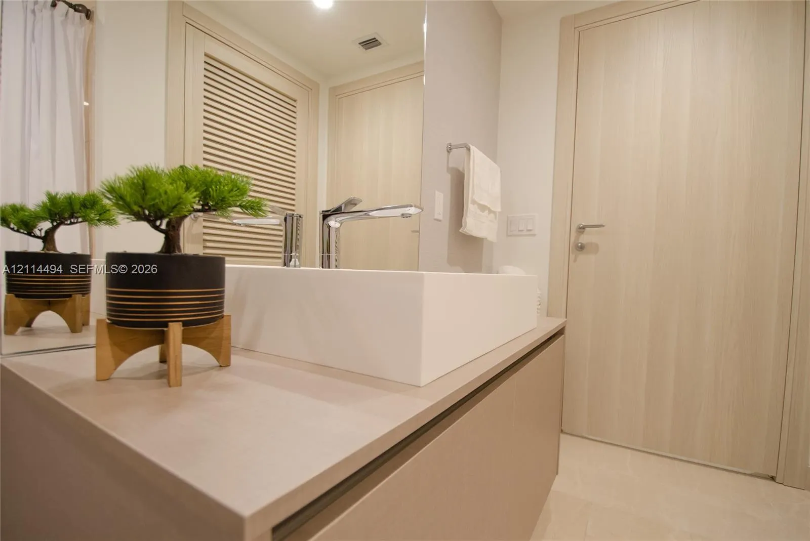 1000 Brickell Plaza #4507