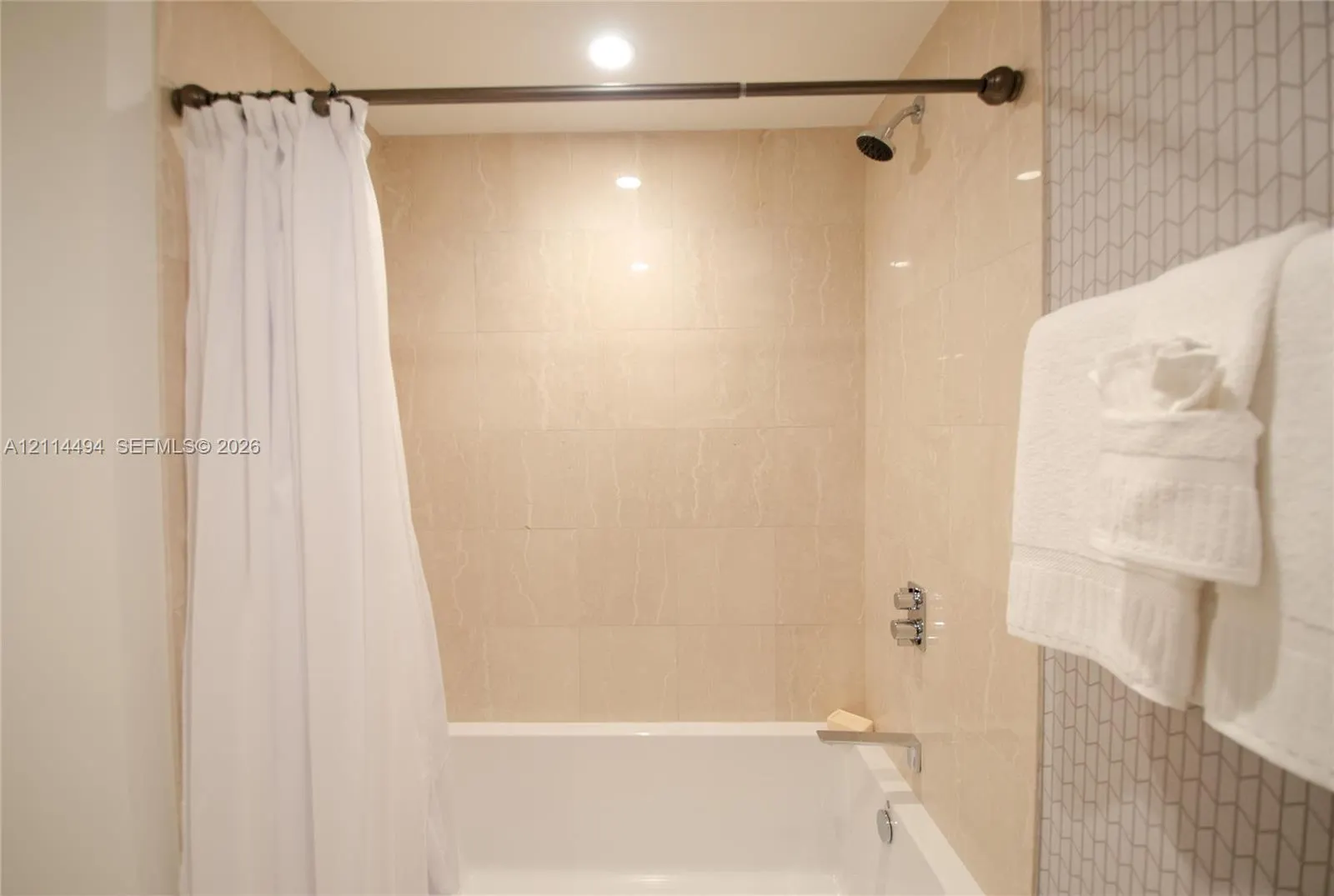 1000 Brickell Plaza #4507