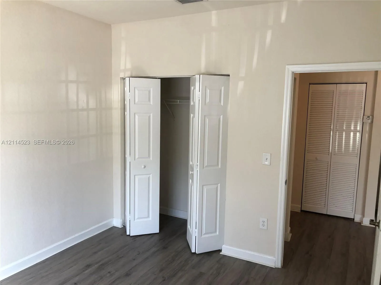 2733 NE 3rd Court #103