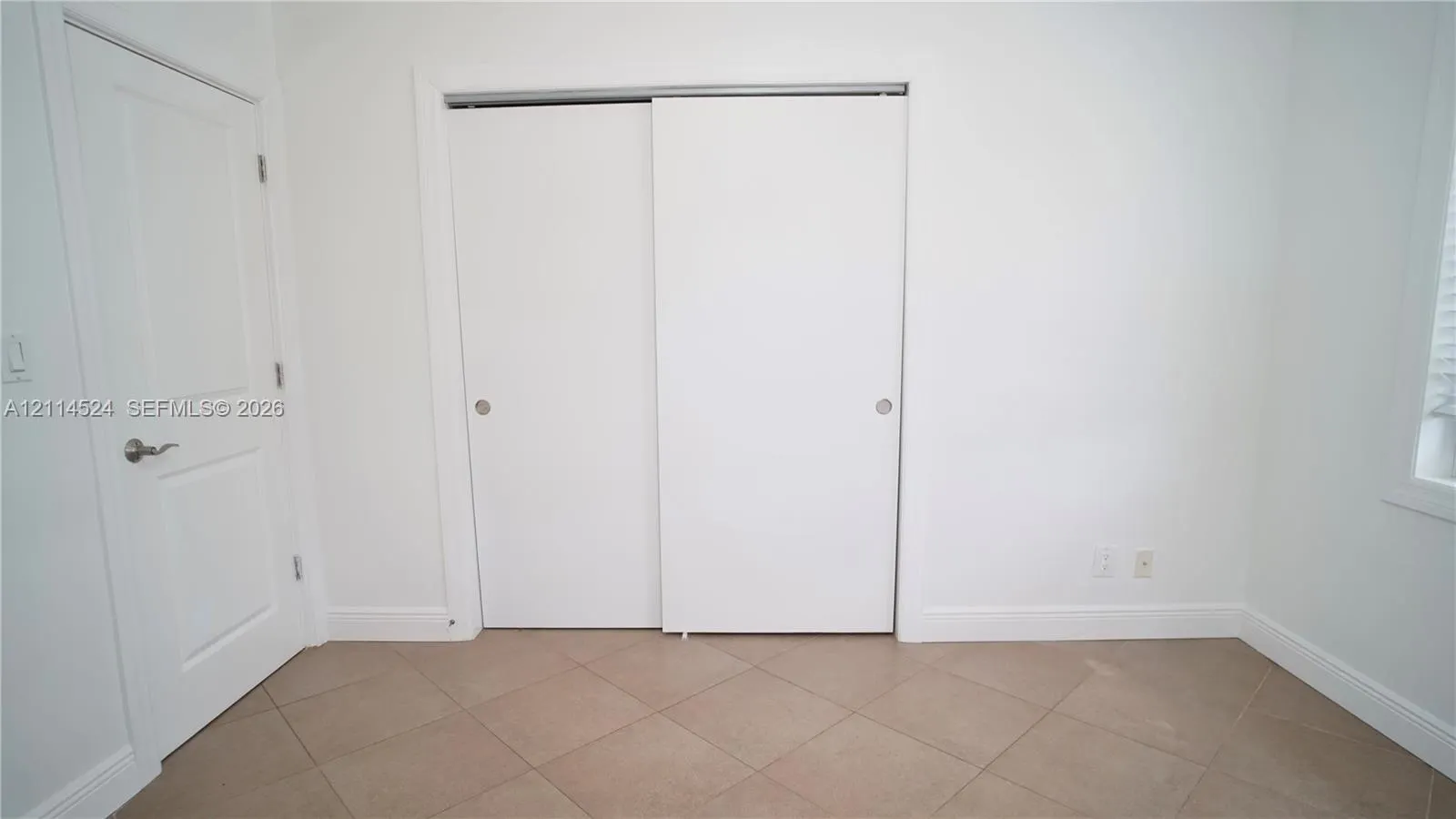 323 Northlake Drive #325