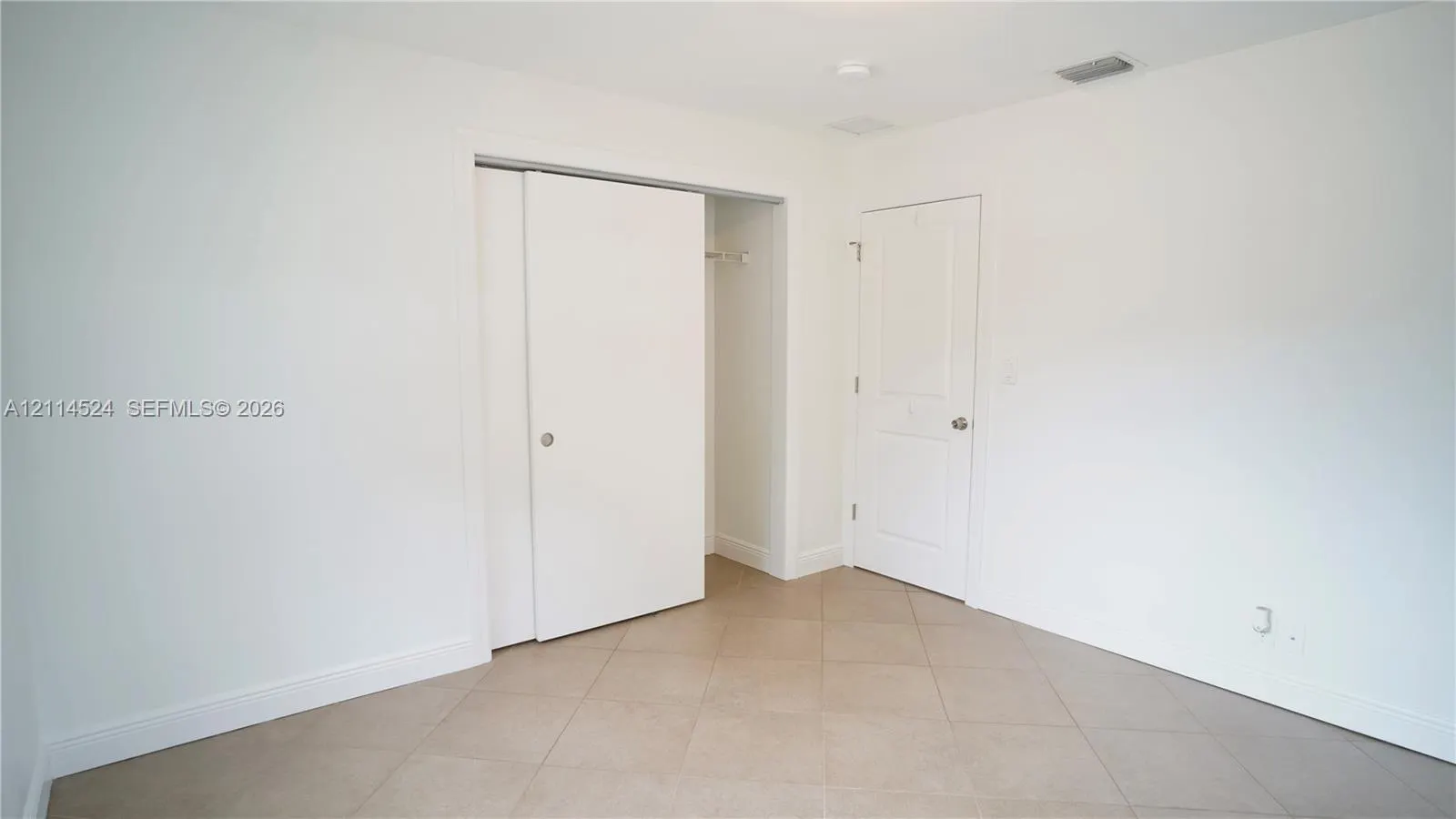 323 Northlake Drive #325