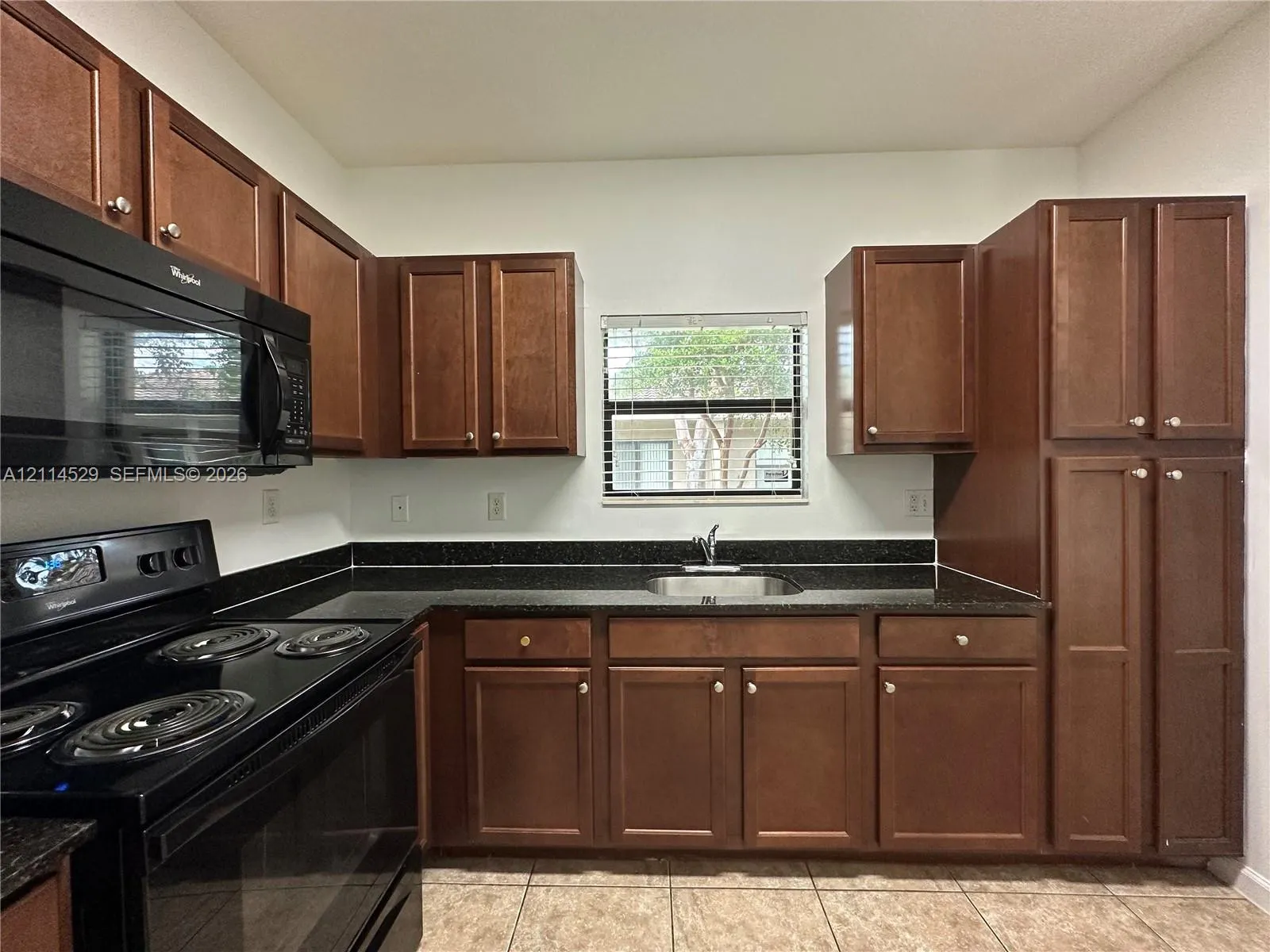 1035 NE 10th Avenue #2