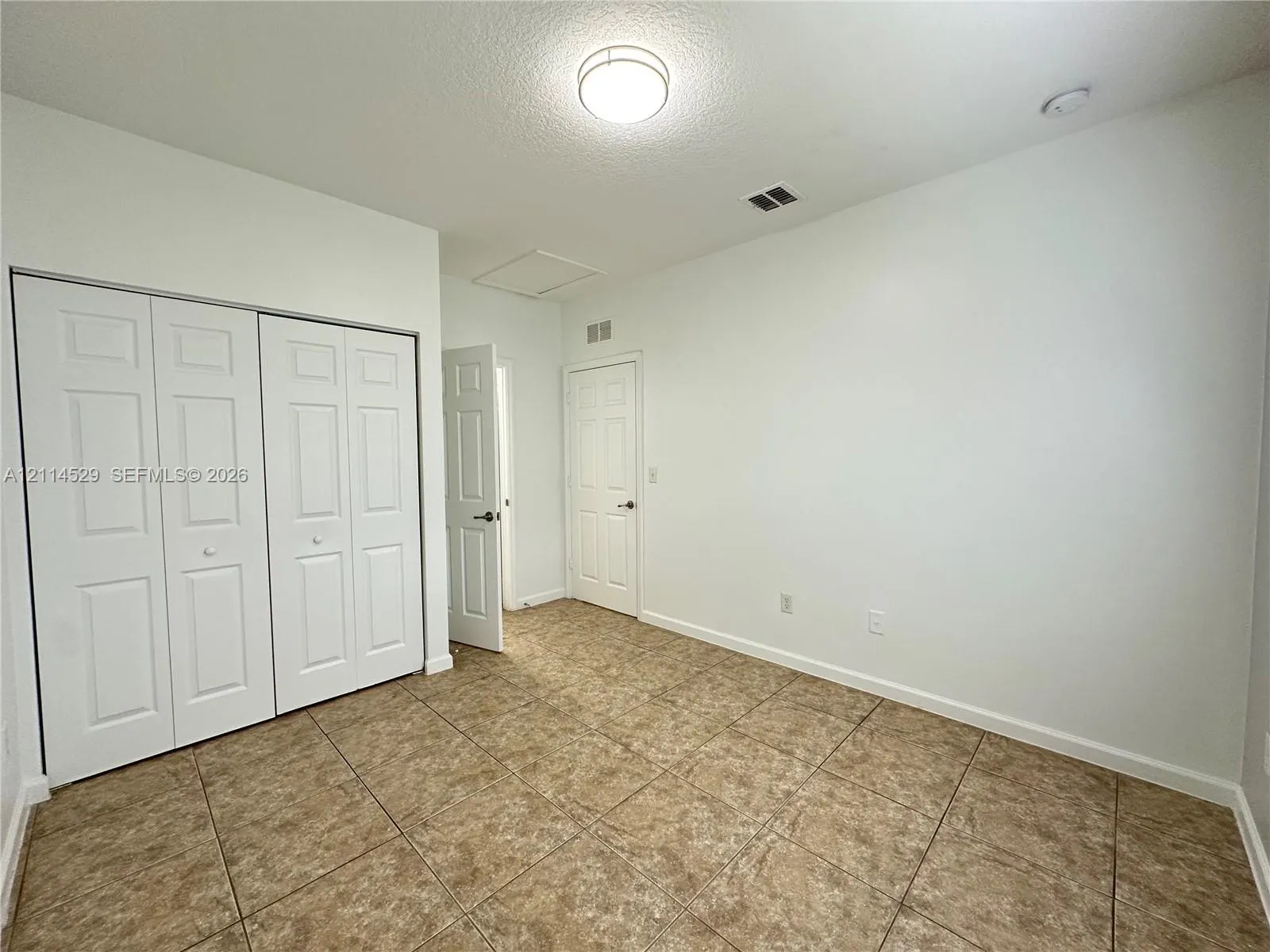 1035 NE 10th Avenue #2