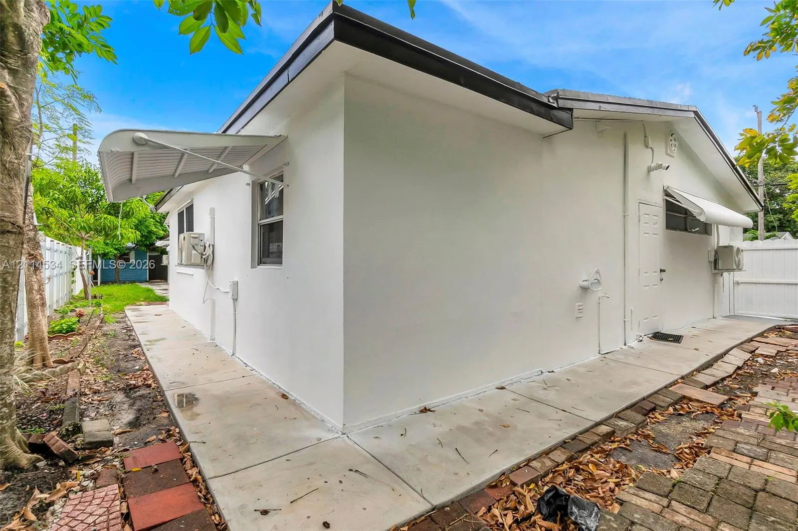 6101 SW 24th Street #2