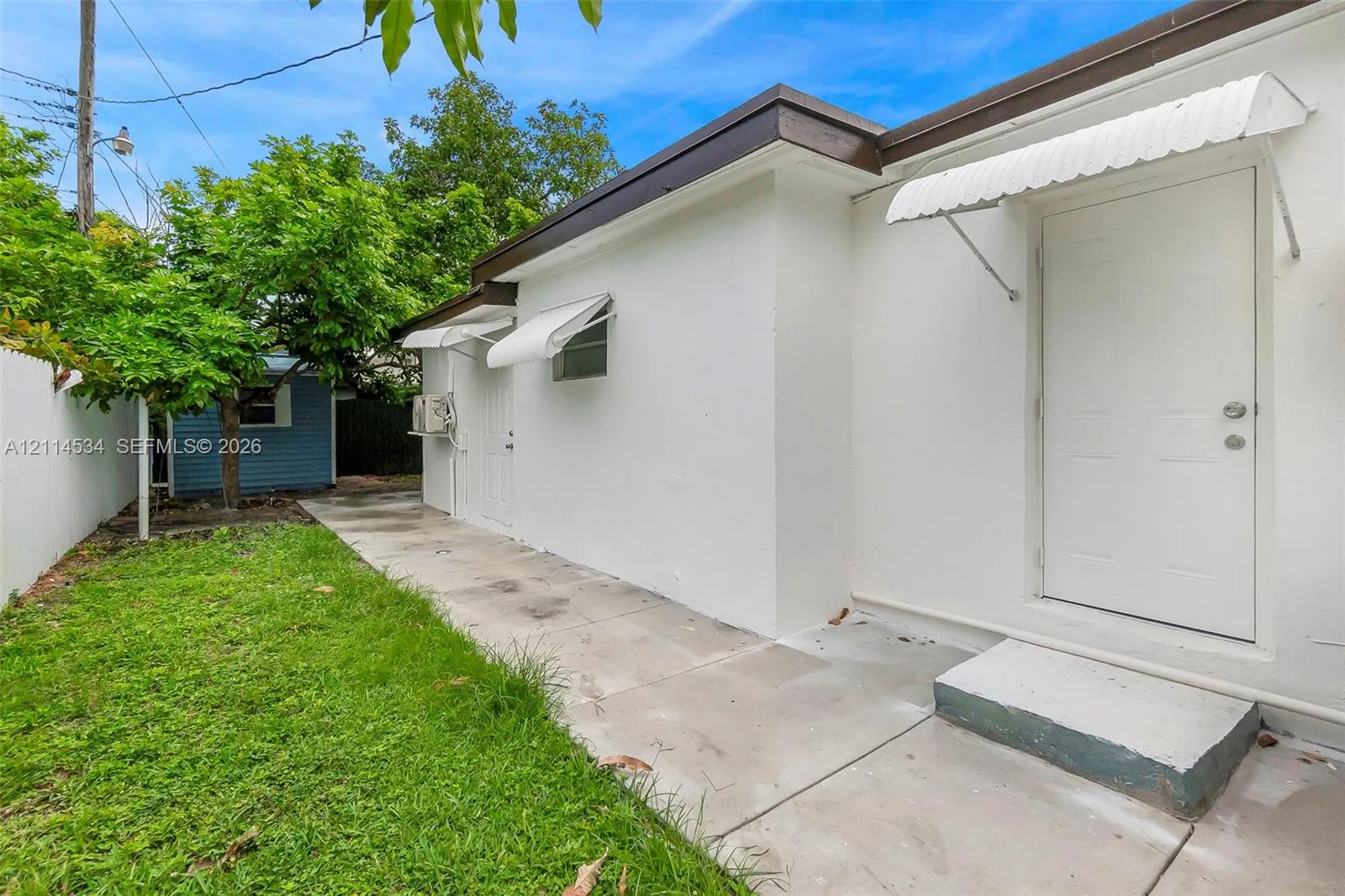 6101 SW 24th Street #2