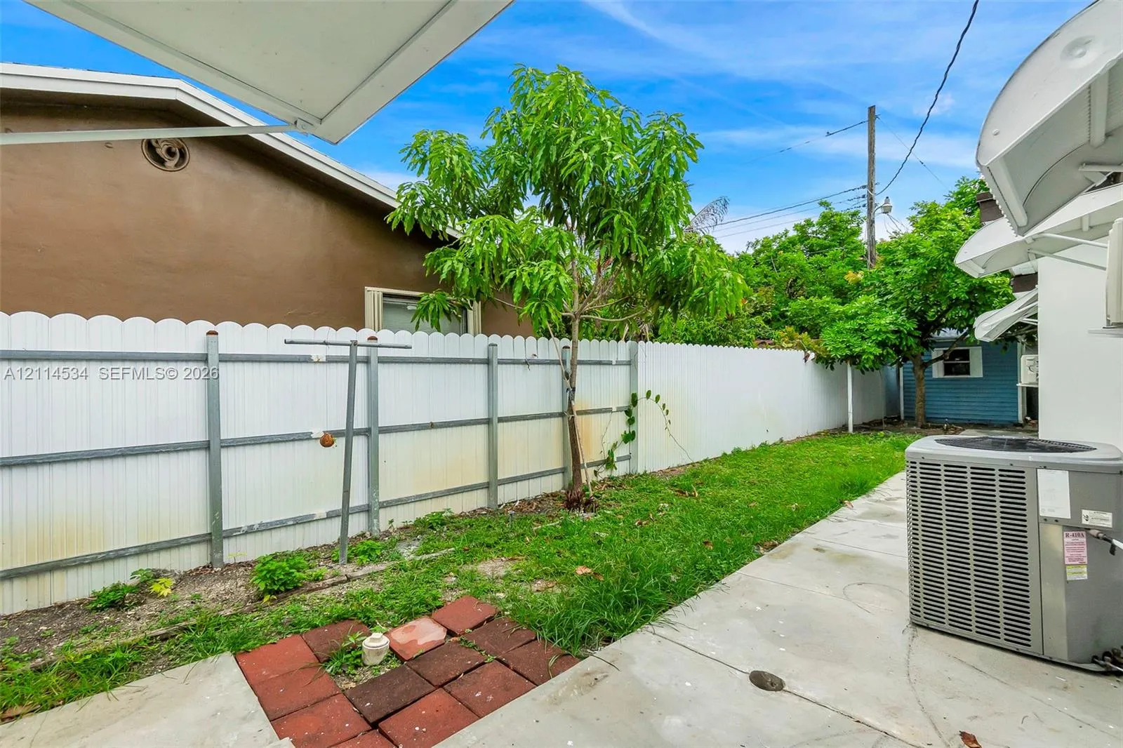 6101 SW 24th Street #2