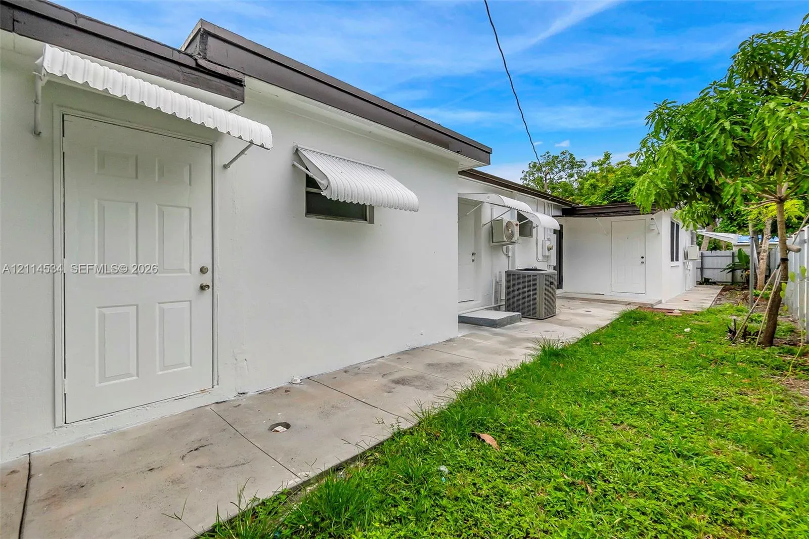 6101 SW 24th Street #2
