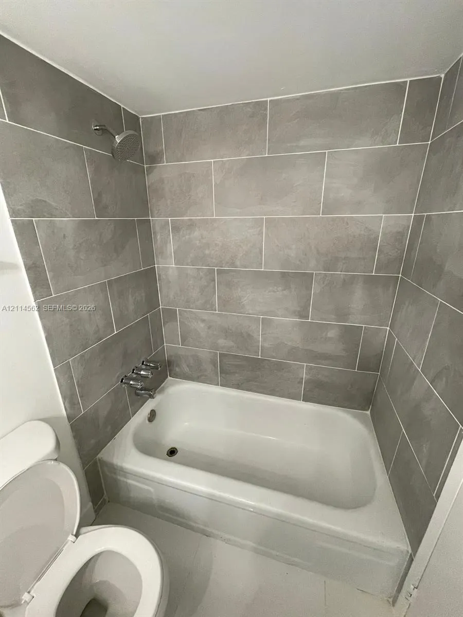 4344 NW 9th Avenue #9-3E