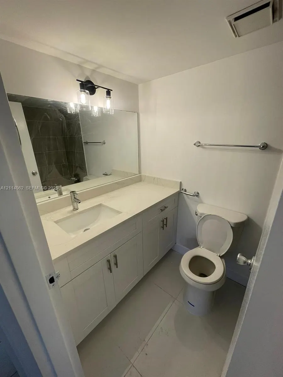4344 NW 9th Avenue #9-3E