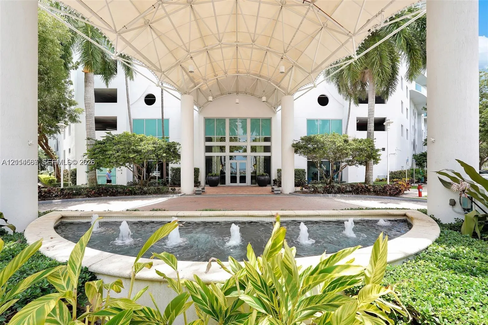 7900 Harbor Island Drive #1215