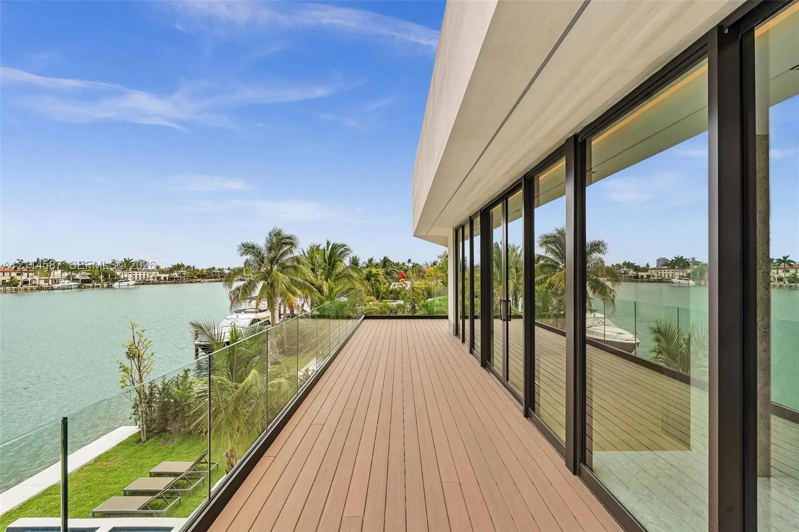 535 N Shore Drive