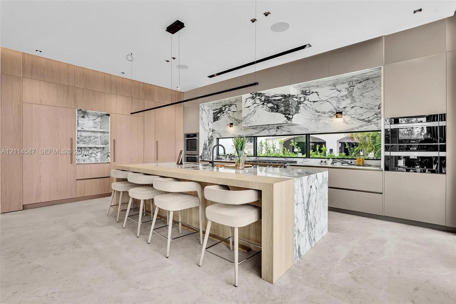 535 N Shore Drive