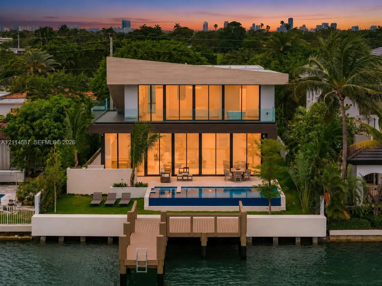 535 N Shore Drive