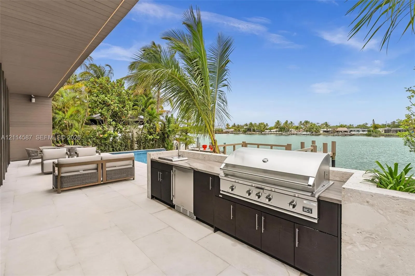 535 N Shore Drive