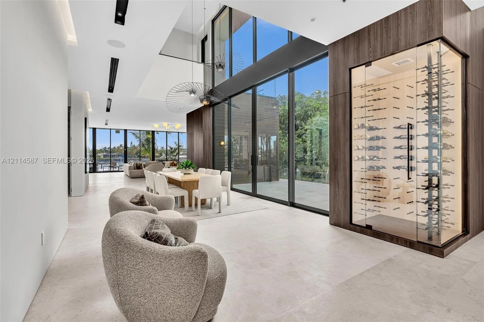 535 N Shore Drive