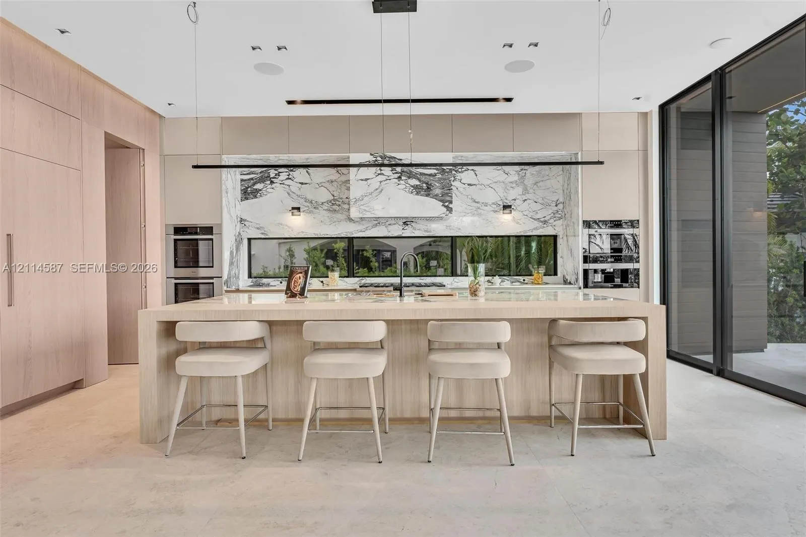 535 N Shore Drive