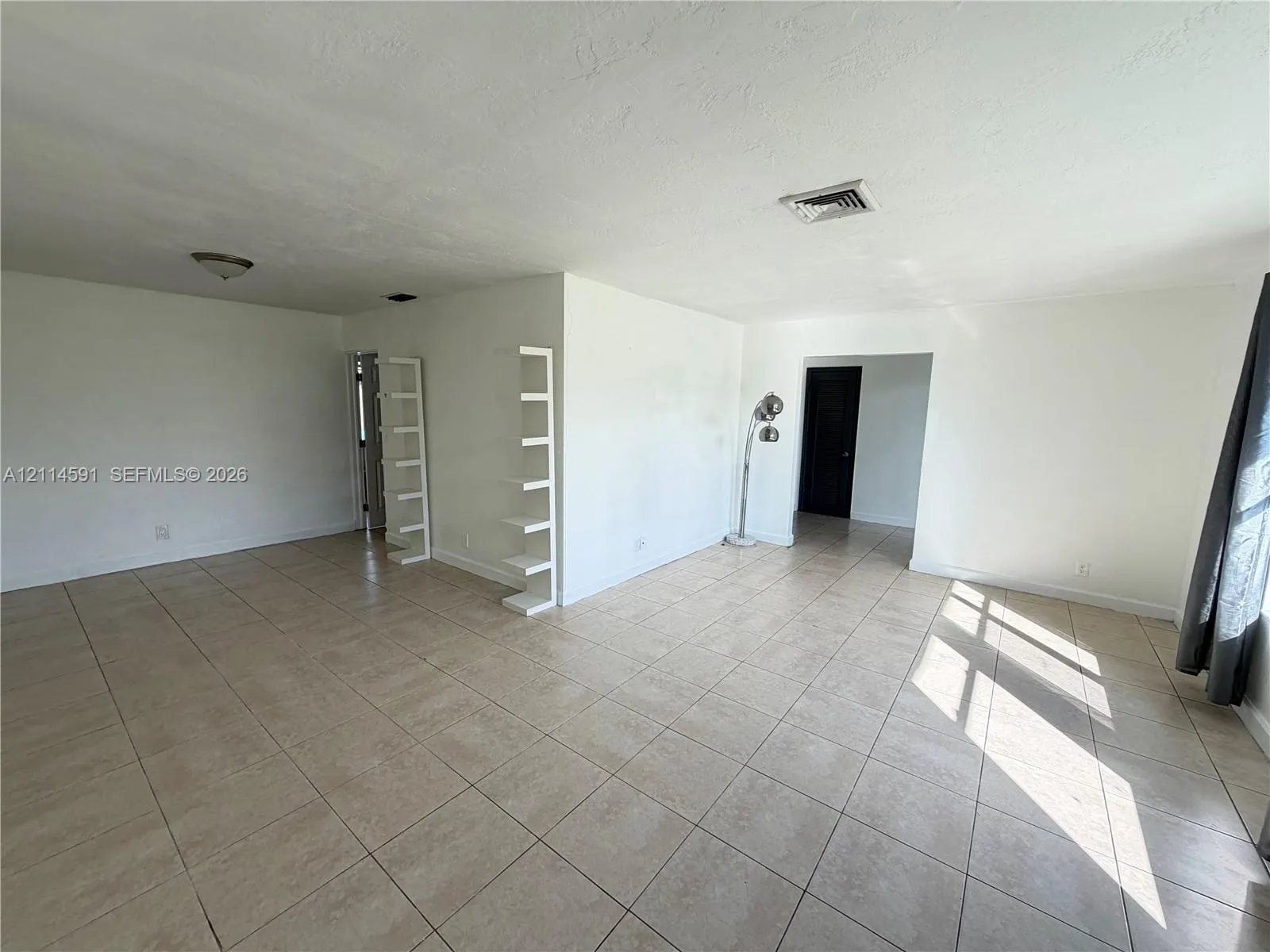 4401 NW 7th Street #4401
