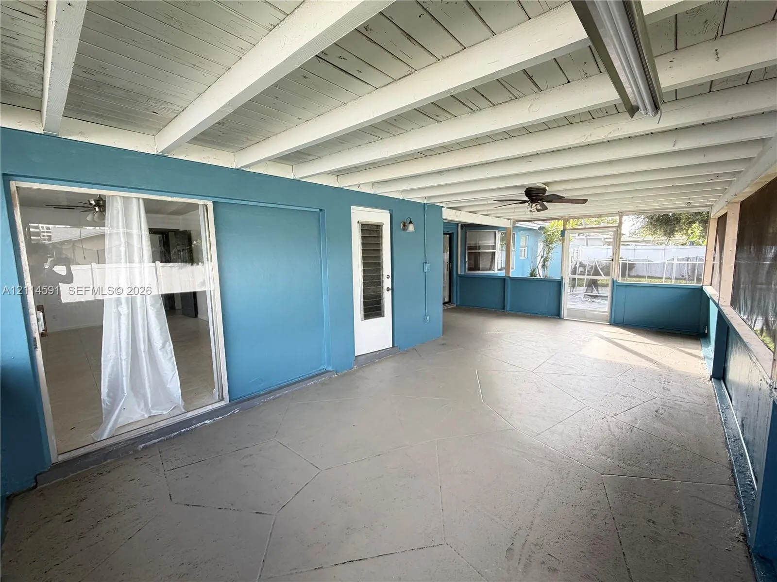 4401 NW 7th Street #4401