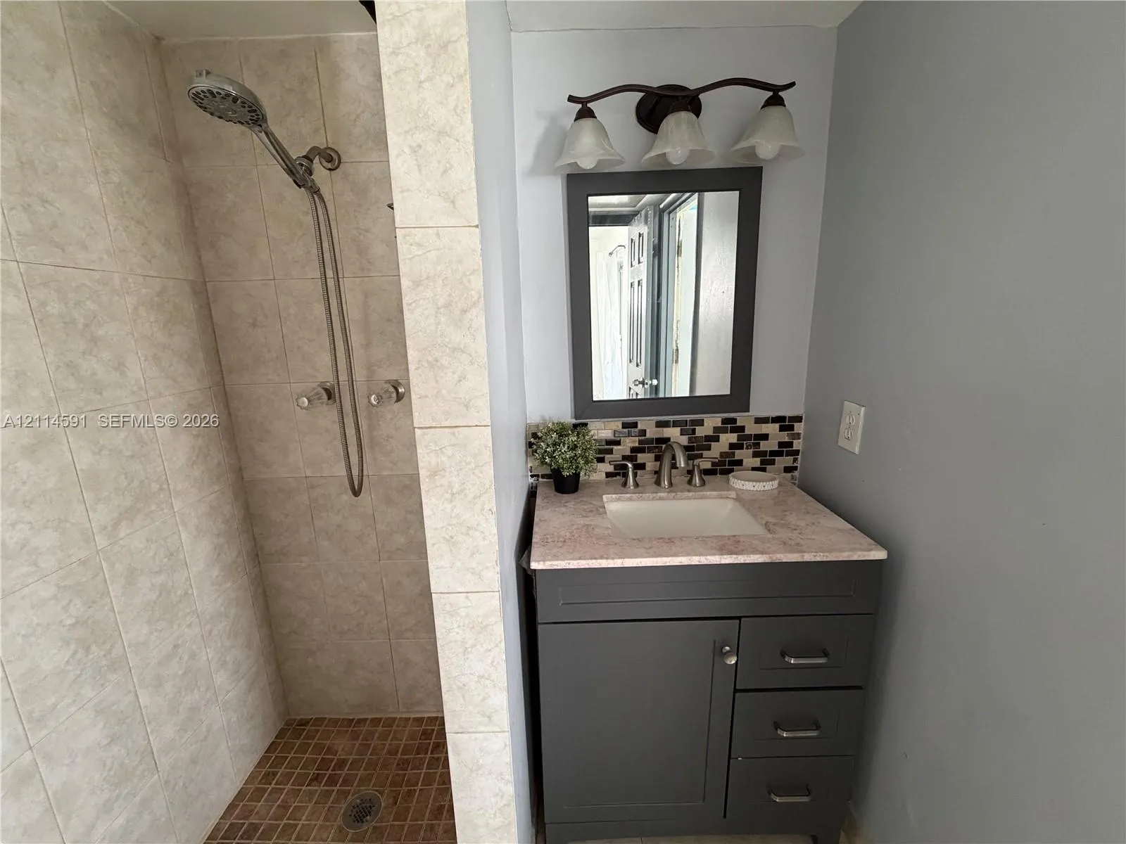 4401 NW 7th Street #4401