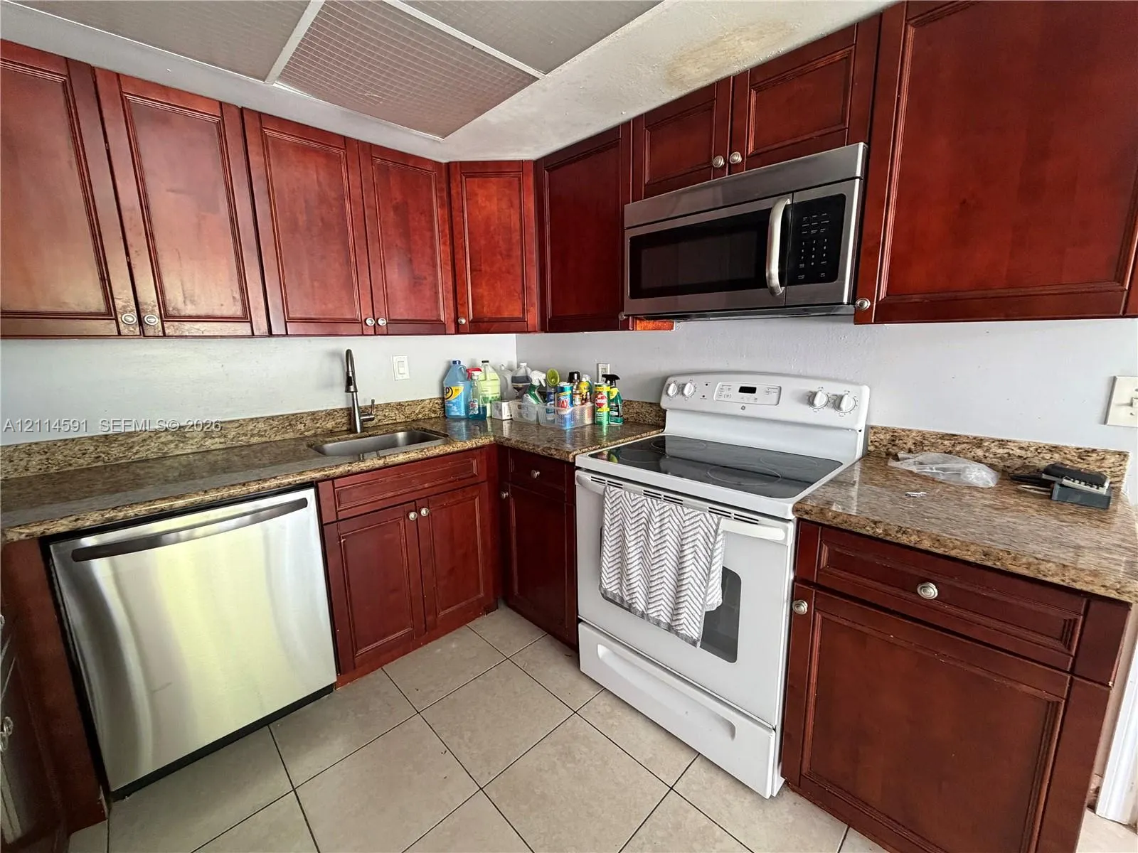4401 NW 7th Street #4401