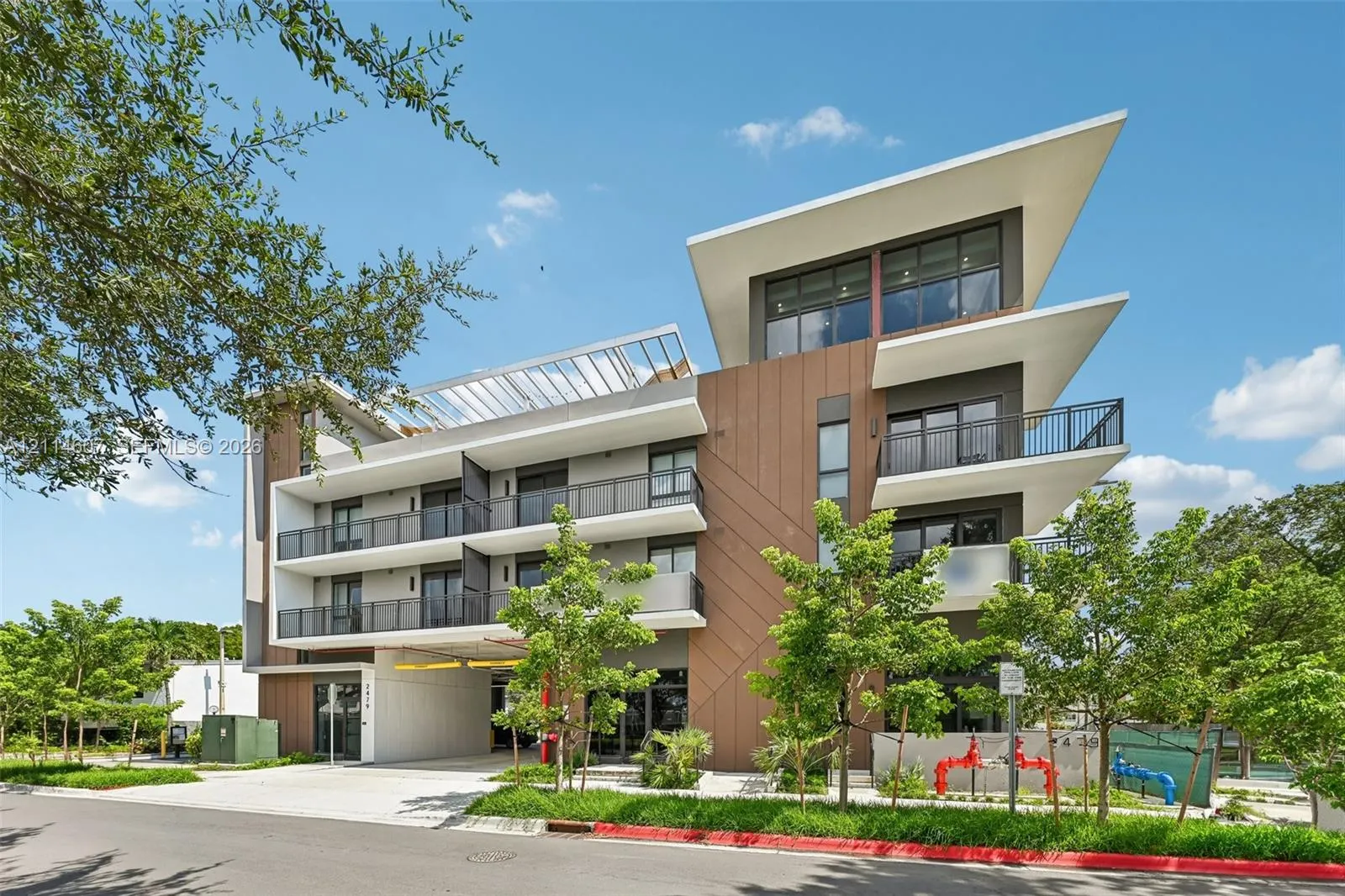 2479 NE 192nd Street #103