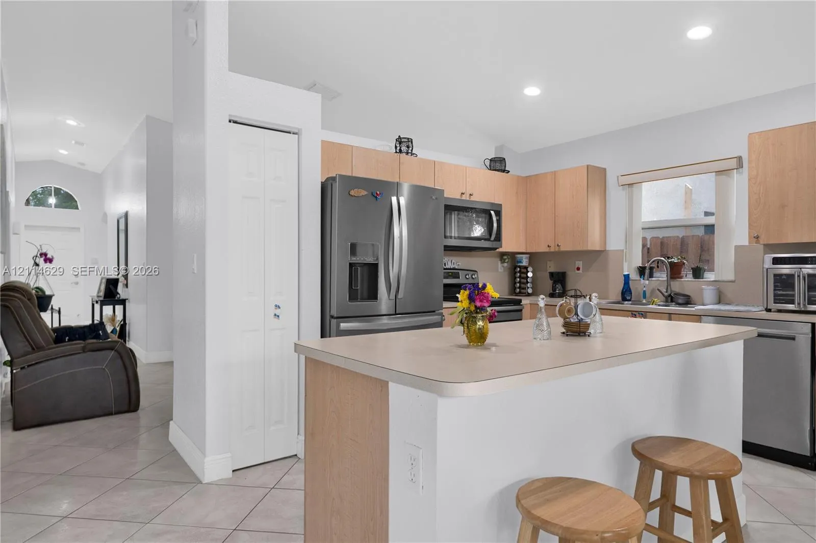1080 SE 19th Avenue