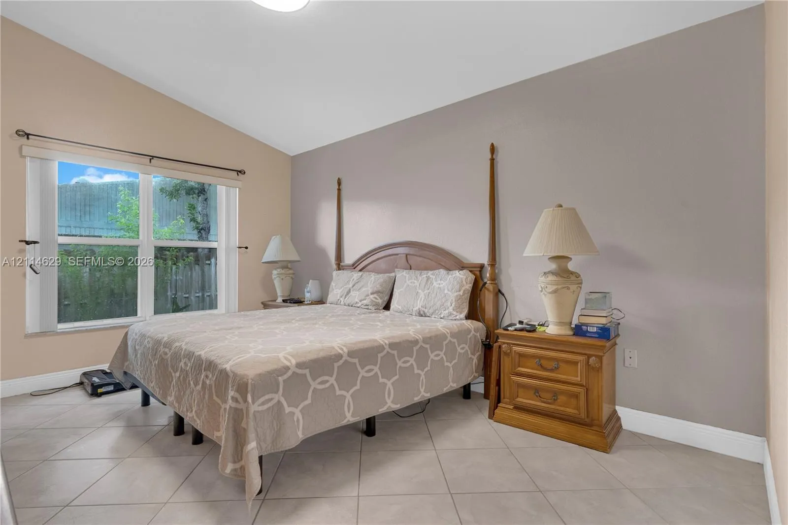 1080 SE 19th Avenue
