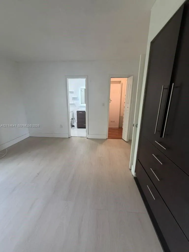 1330 W 54th Street #310C