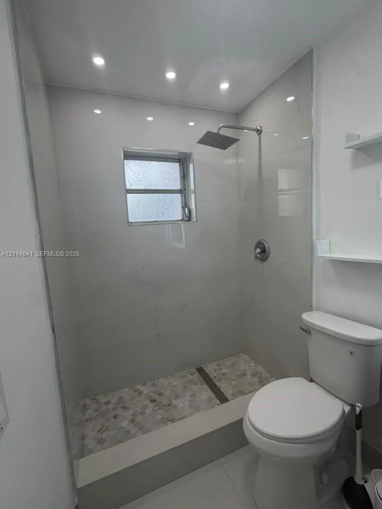 1330 W 54th Street #310C
