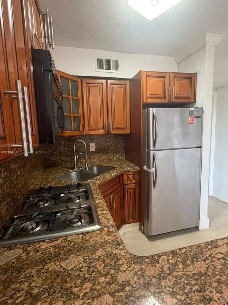 1330 W 54th Street #310C