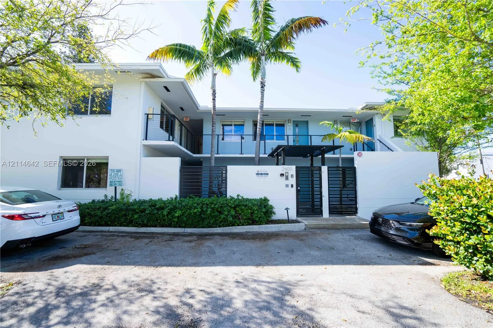 2400 NE 26th Street #4