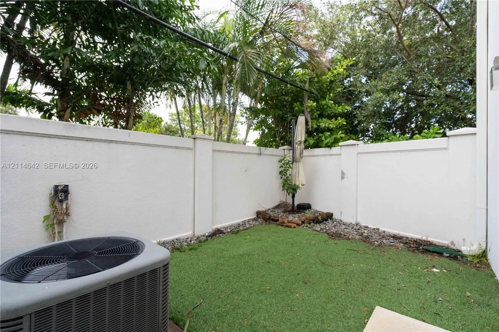 2400 NE 26th Street #4