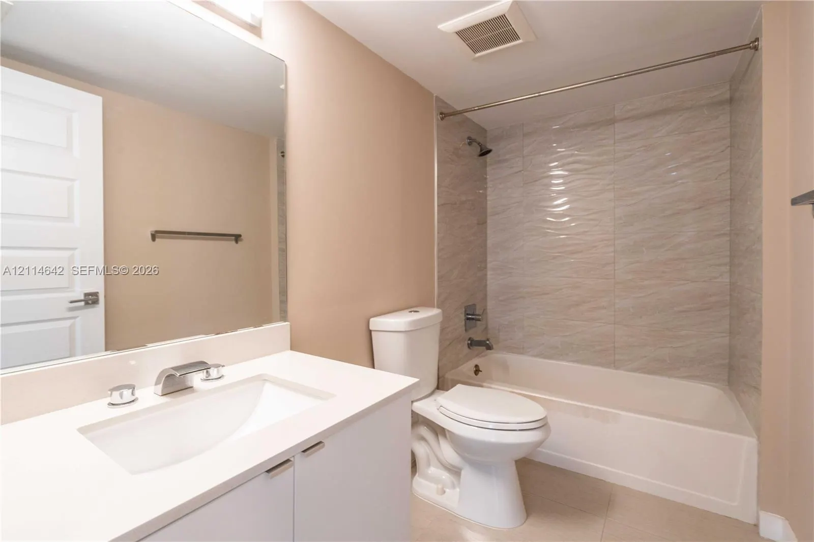 2400 NE 26th Street #4