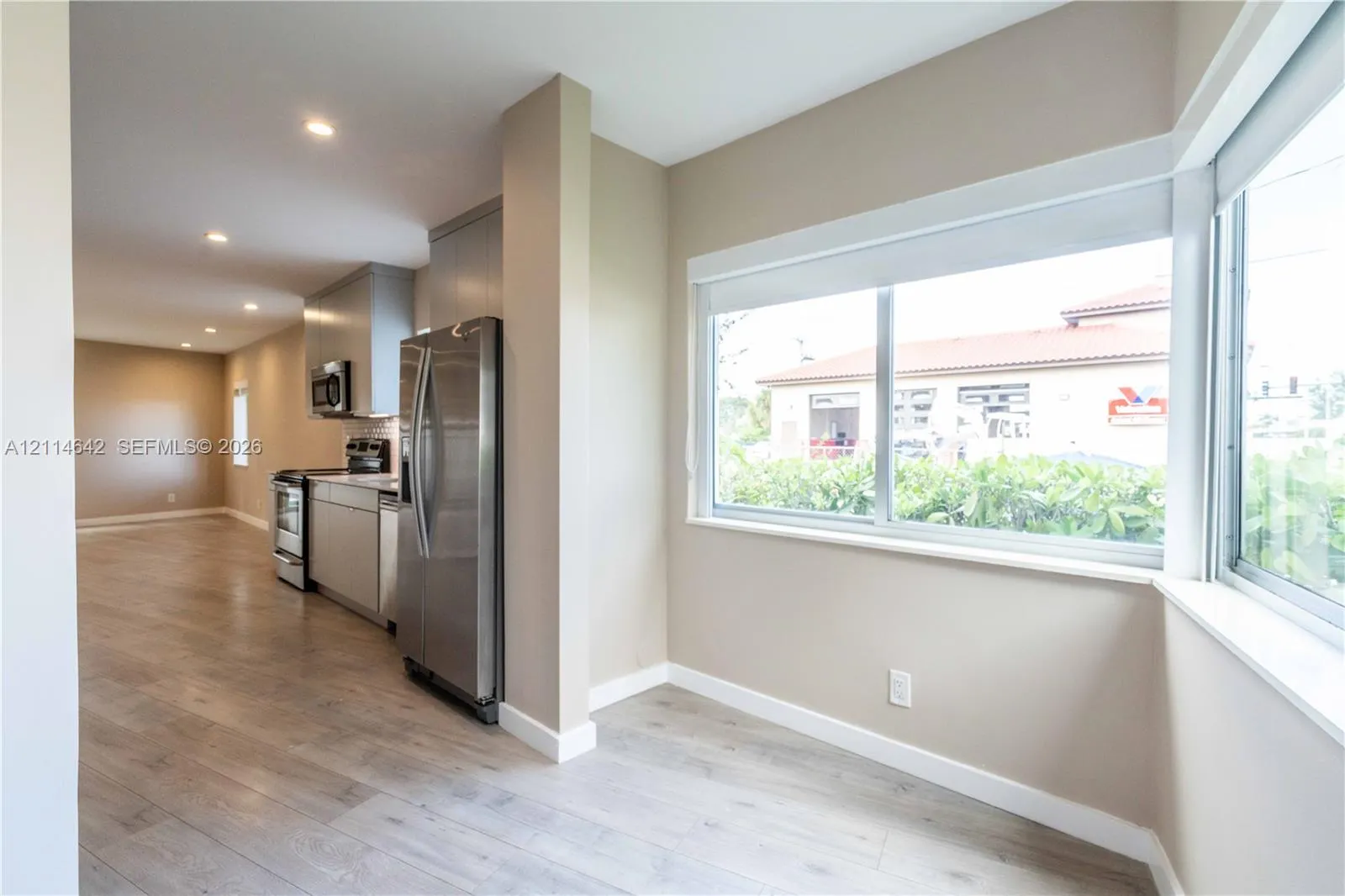 2400 NE 26th Street #4