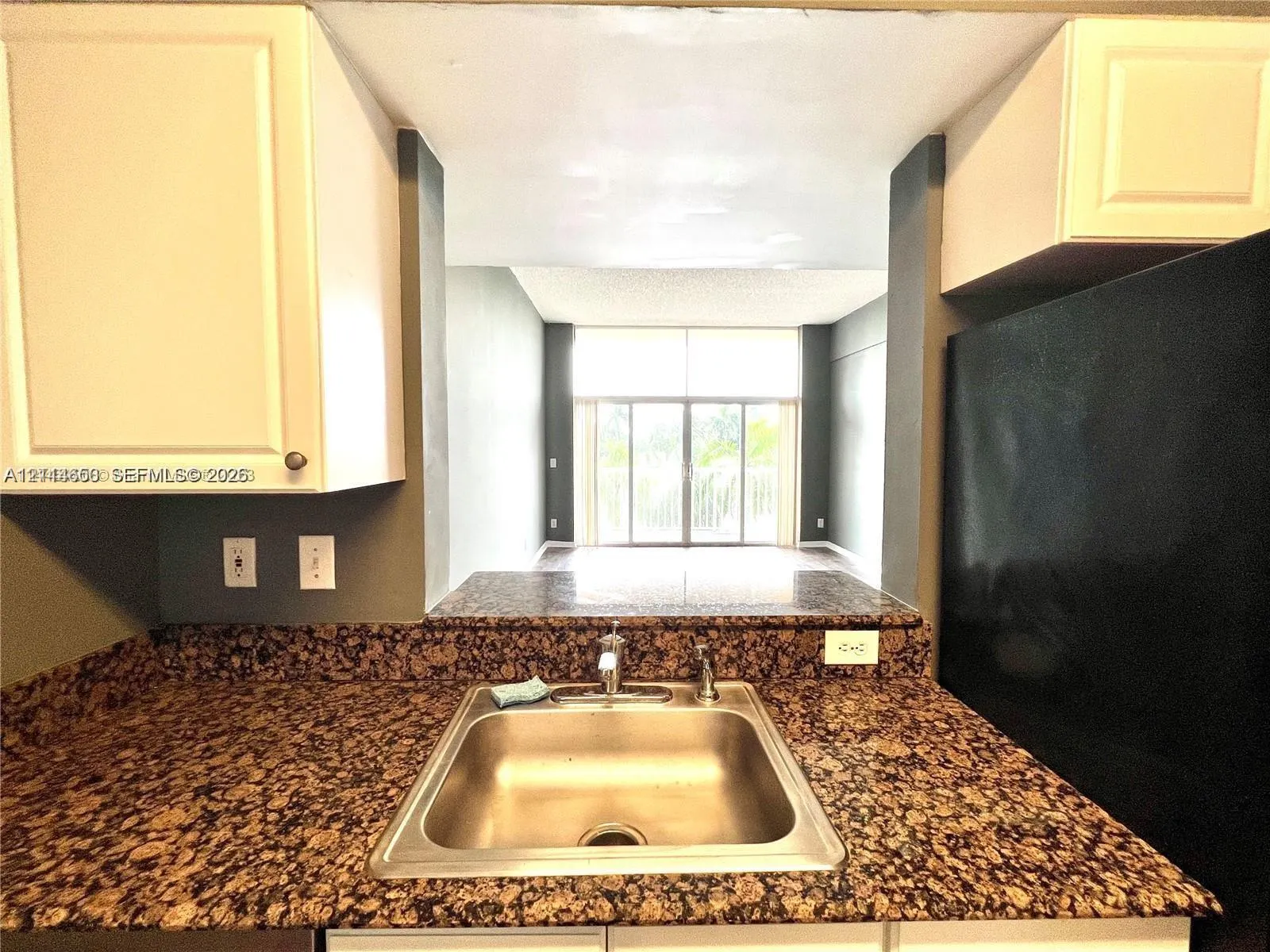 1450 SE 3rd Avenue #411