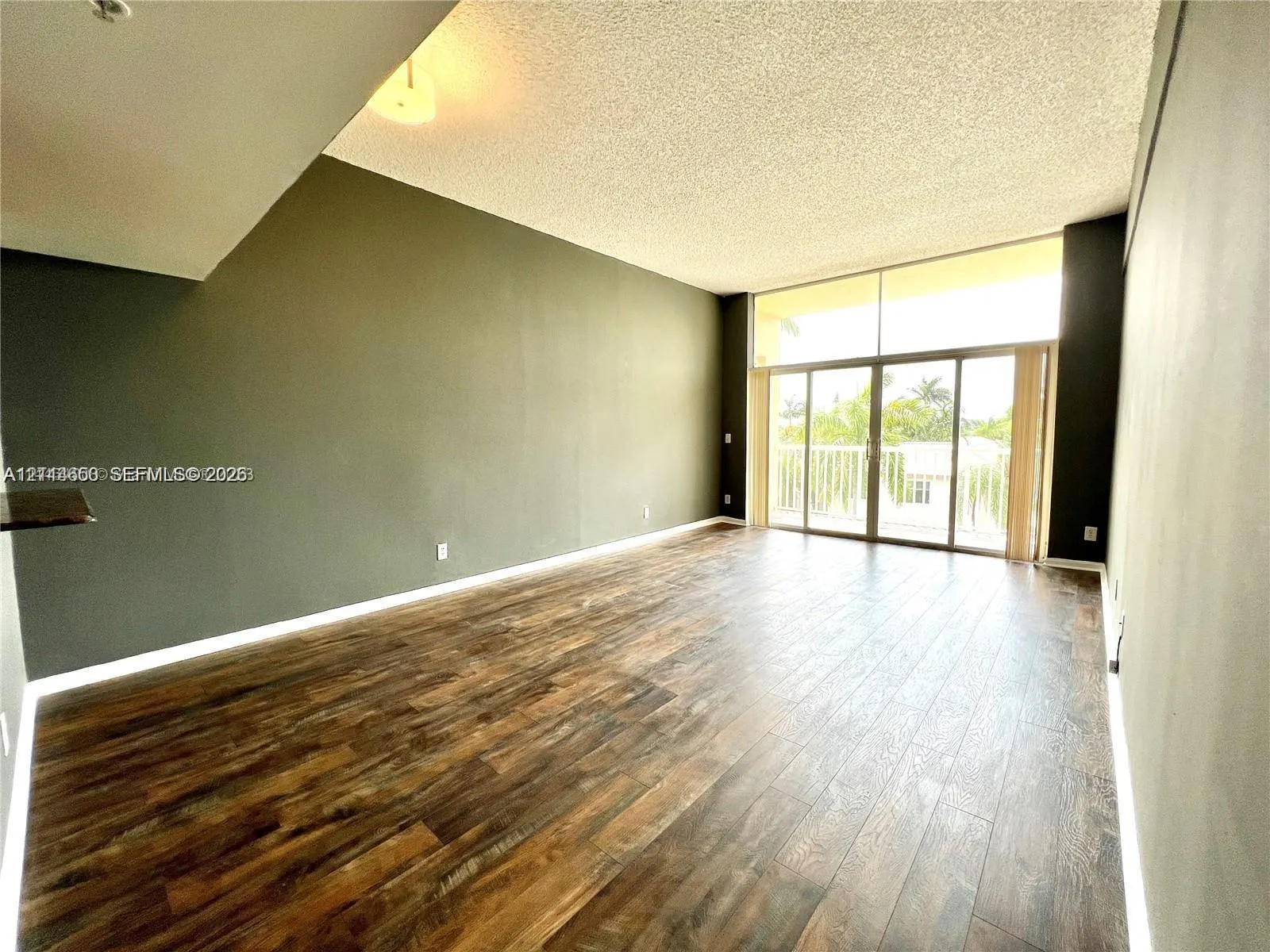1450 SE 3rd Avenue #411
